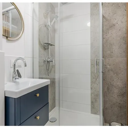 Vogue Apartment - 12 Min To Old Town Gdansk,Pkp & Shopping Mall アパート *